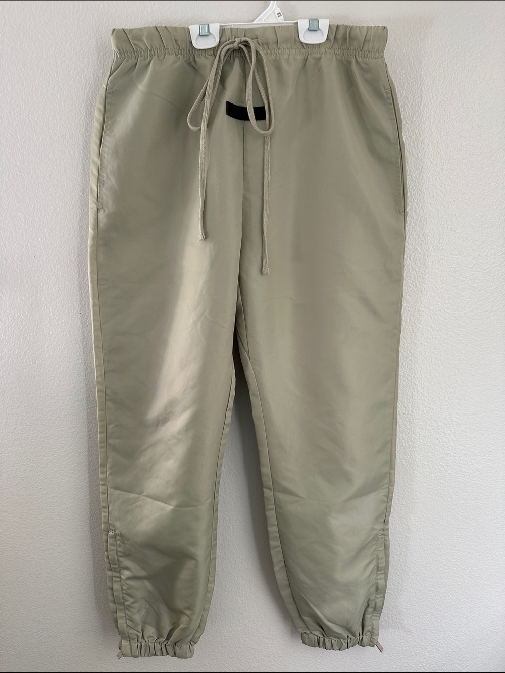 Essentials Fear of God Seafoam Green Nylon Drawstring Zipper Joggers SZ Medium